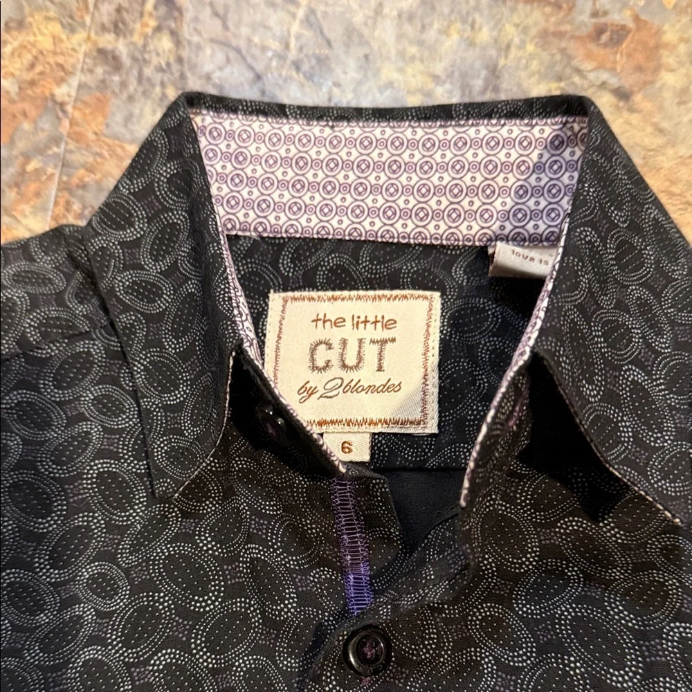Boys size 6 dress shirt